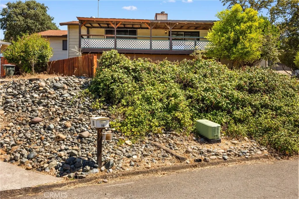 158 Apache, Oroville, California 95966 — photo 4
