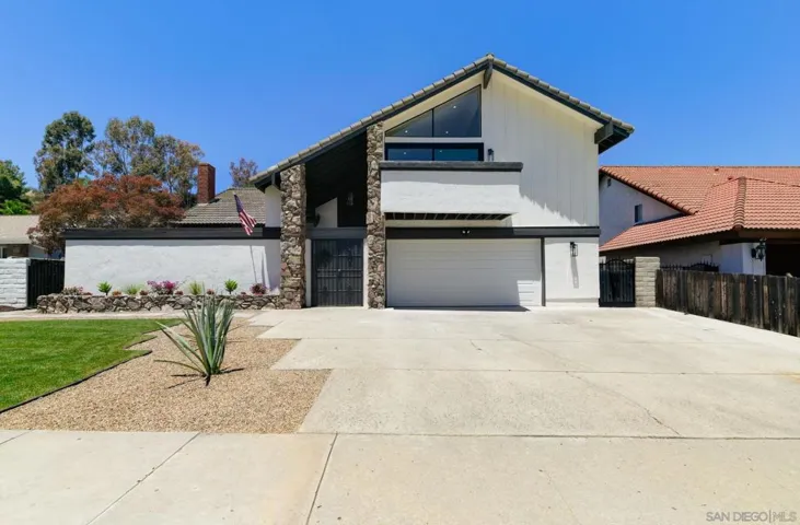 1562 Whitsett Dr, El Cajon, California 92020