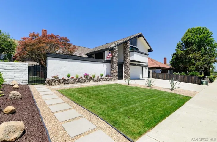 1562 Whitsett Dr, El Cajon, California 92020