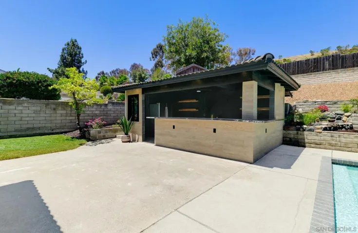 1562 Whitsett Dr, El Cajon, California 92020