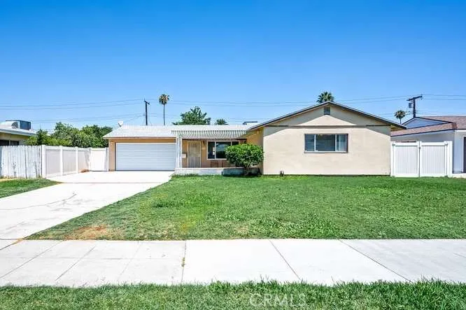 8777 Glencoe Drive, Riverside, California 92503