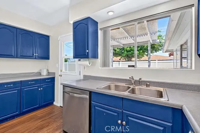 8777 Glencoe Drive, Riverside, California 92503