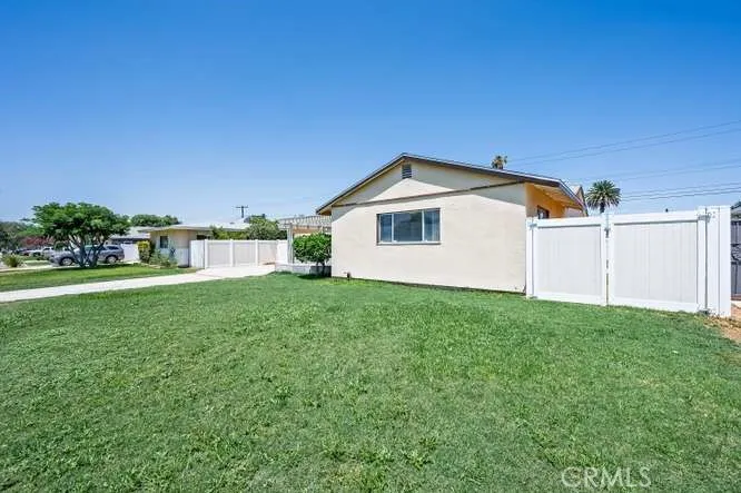 8777 Glencoe Drive, Riverside, California 92503