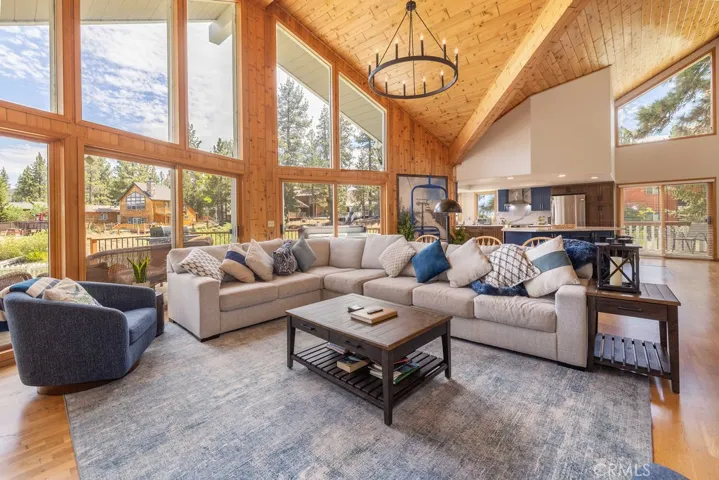 40034 Lakeview, Big Bear Lake, California 92315