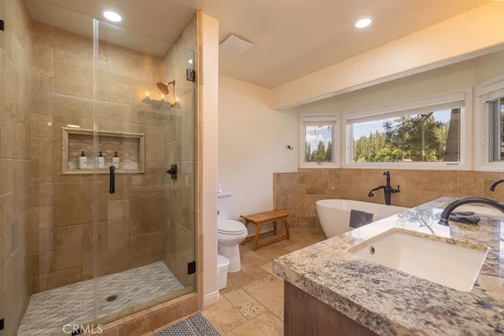 40034 Lakeview, Big Bear Lake, California 92315