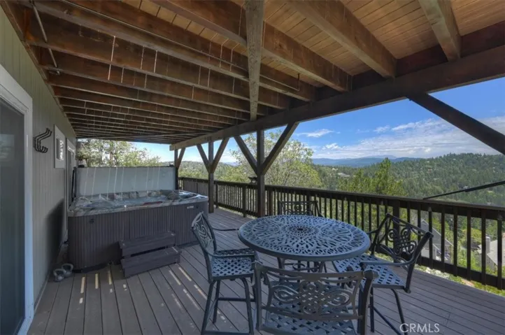 885 Del Norte, Lake Arrowhead, California 92352