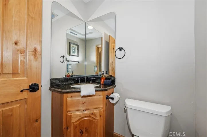 885 Del Norte, Lake Arrowhead, California 92352