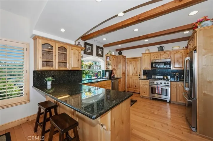 885 Del Norte, Lake Arrowhead, California 92352