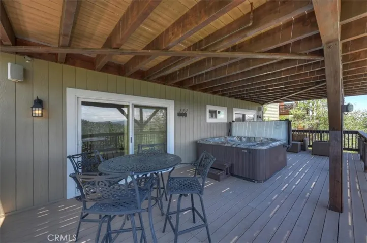 885 Del Norte, Lake Arrowhead, California 92352