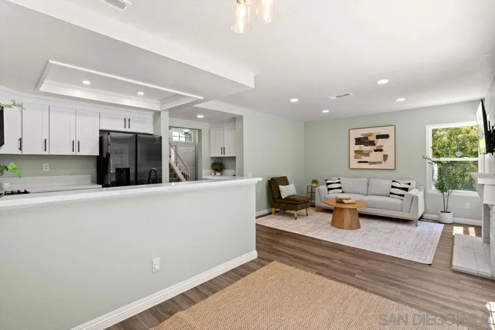 12666 Futura St., San Diego, California 92130