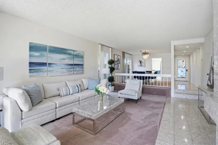 73 Kingston Ct., Coronado, California 92118