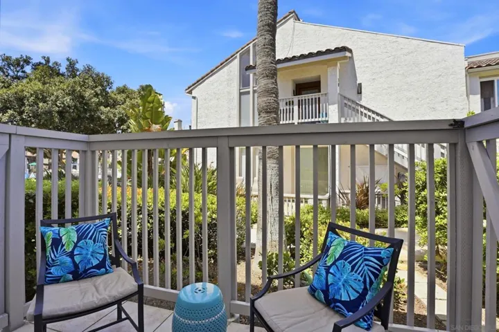 73 Kingston Ct., Coronado, California 92118