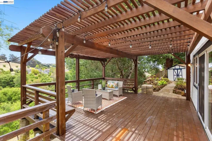 19252 Masterson Pl, Castro Valley, California 94552