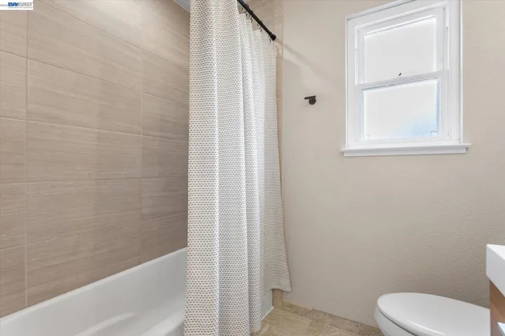19252 Masterson Pl, Castro Valley, California 94552