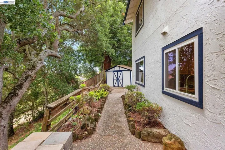 19252 Masterson Pl, Castro Valley, California 94552