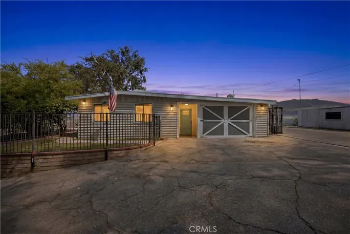 10170 Maude Ave, Sunland, California 91040