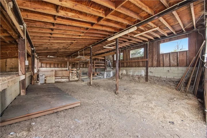 10170 Maude Ave, Sunland, California 91040