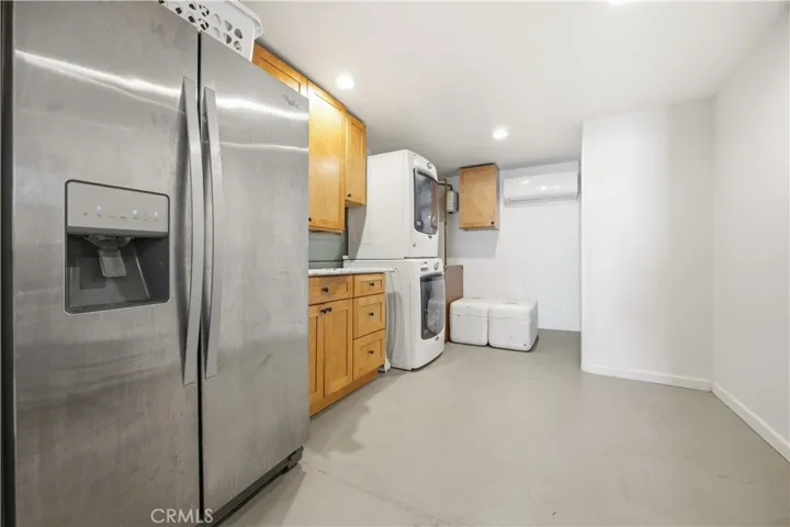 10170 Maude Ave, Sunland, California 91040