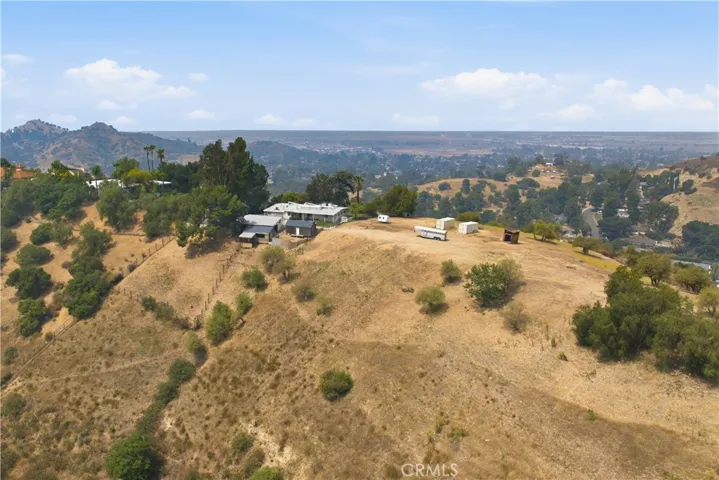 10170 Maude Ave, Sunland, California 91040