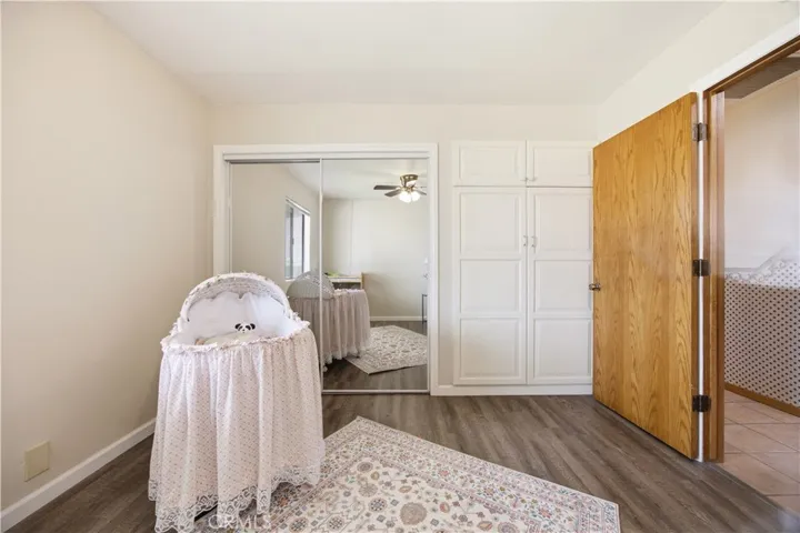 10170 Maude Ave, Sunland, California 91040