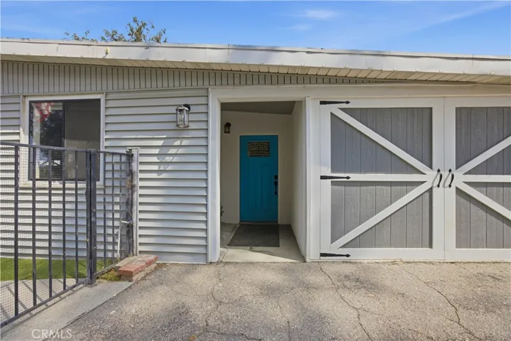 10170 Maude Ave, Sunland, California 91040