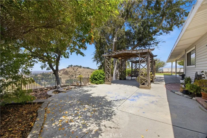 10170 Maude Ave, Sunland, California 91040