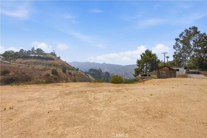 10170 Maude Ave, Sunland, California 91040