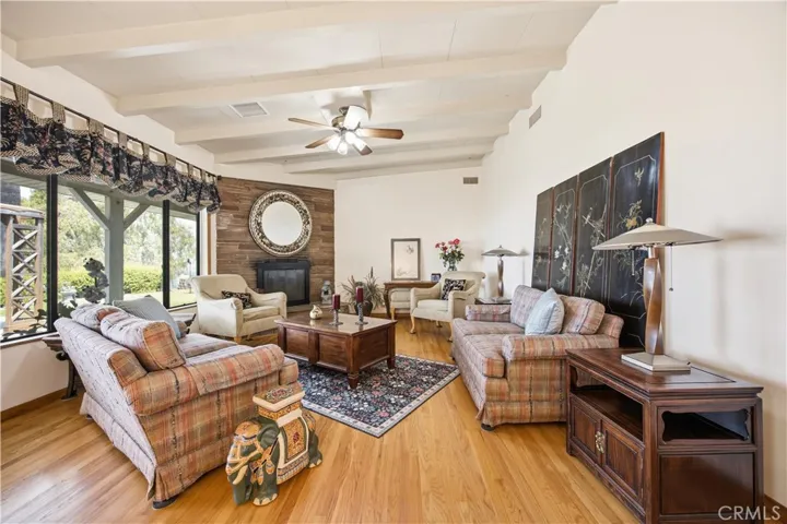 10170 Maude Ave, Sunland, California 91040