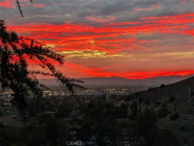 10170 Maude Ave, Sunland, California 91040