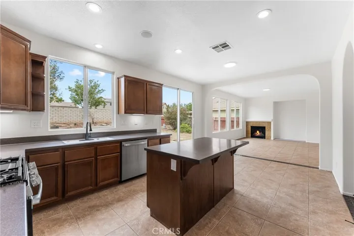 14239 Tortoise, Victorville, California 92394