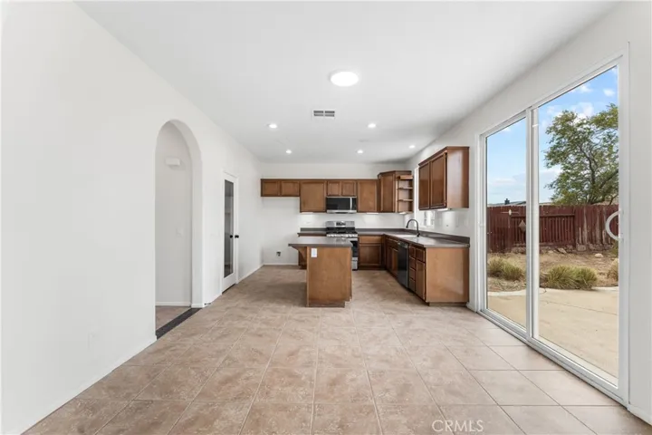 14239 Tortoise, Victorville, California 92394
