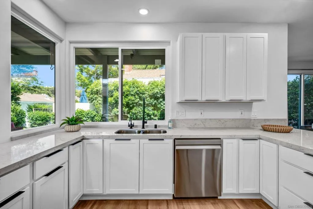 2606 Caminito Tom Morris, La Jolla, California 92037 — photo 4