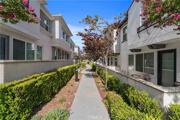 7100 Montecito Lane, Eastvale, California 92880