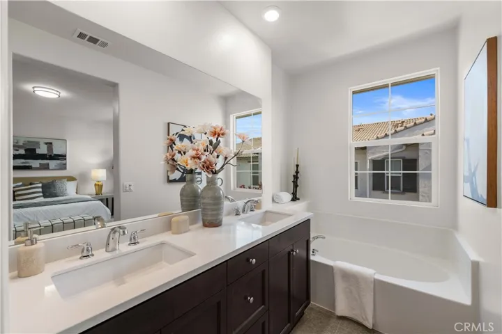 7100 Montecito Lane, Eastvale, California 92880