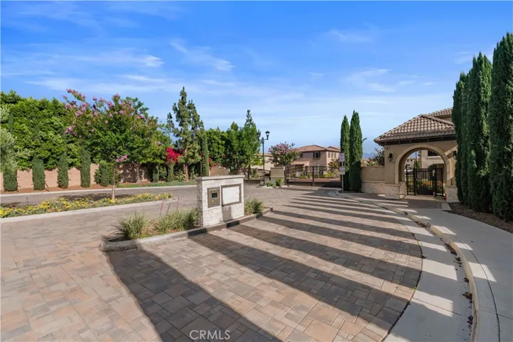 7100 Montecito Lane, Eastvale, California 92880