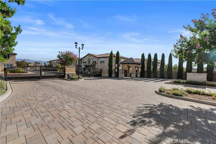 7100 Montecito Lane, Eastvale, California 92880