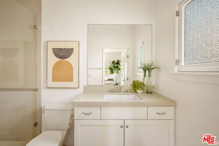 6307 W 5th Street, Los Angeles, California 90048