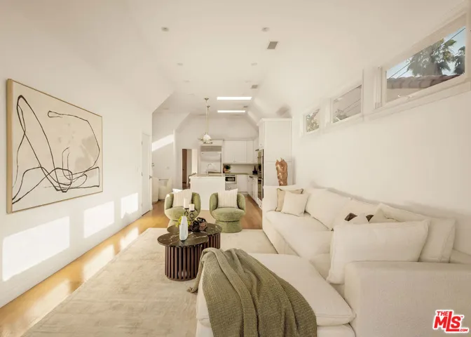 6307 W 5th Street, Los Angeles, California 90048