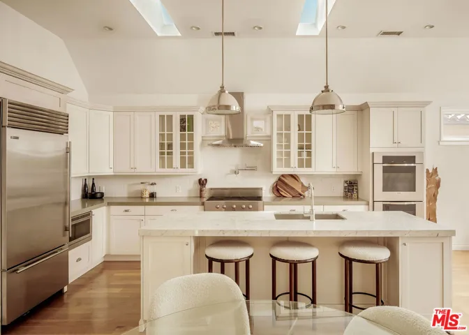 6307 W 5th Street, Los Angeles, California 90048