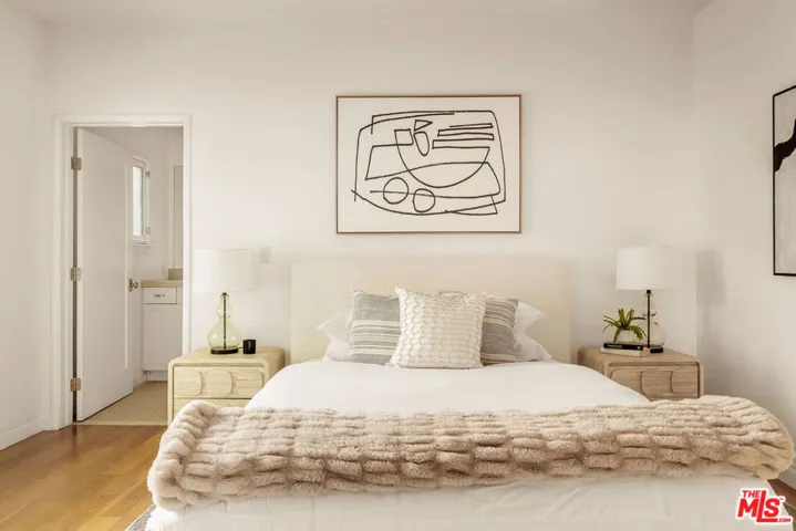 6307 W 5th Street, Los Angeles, California 90048