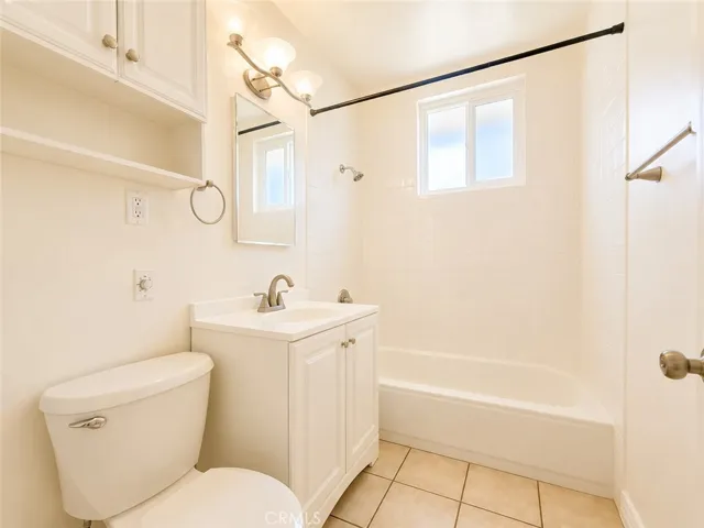 1975 5th Street, La Verne, California 91750