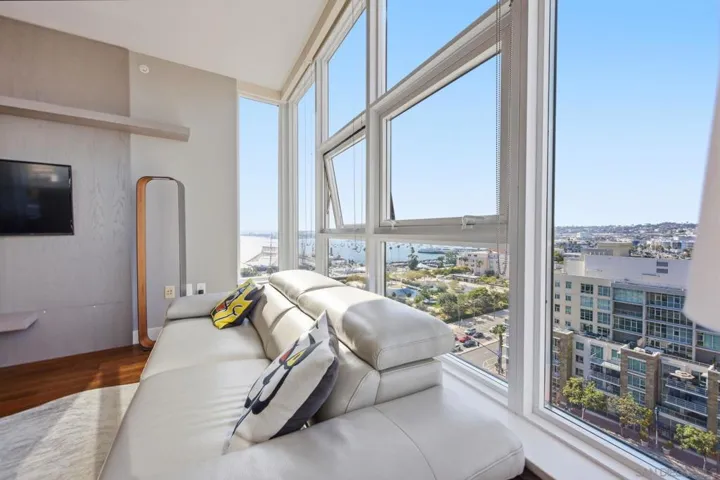 1325 Pacific Hwy 1305, San Diego, California 92101