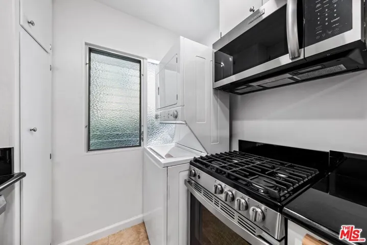 1037 11th Street 1, Santa Monica, California 90403