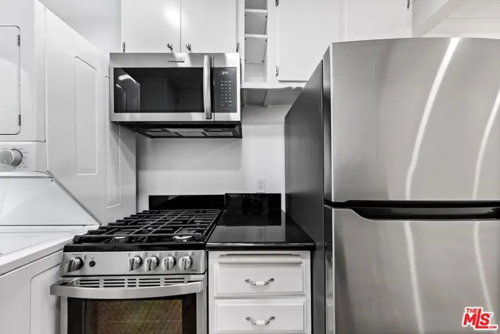 1037 11th Street 1, Santa Monica, California 90403