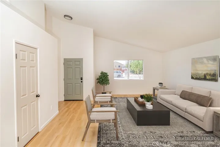 13555 Winewood, Victorville, California 92392