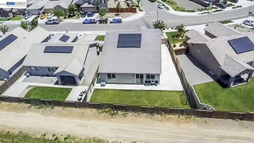 1893 Summit Dr, Los Banos, California 93635
