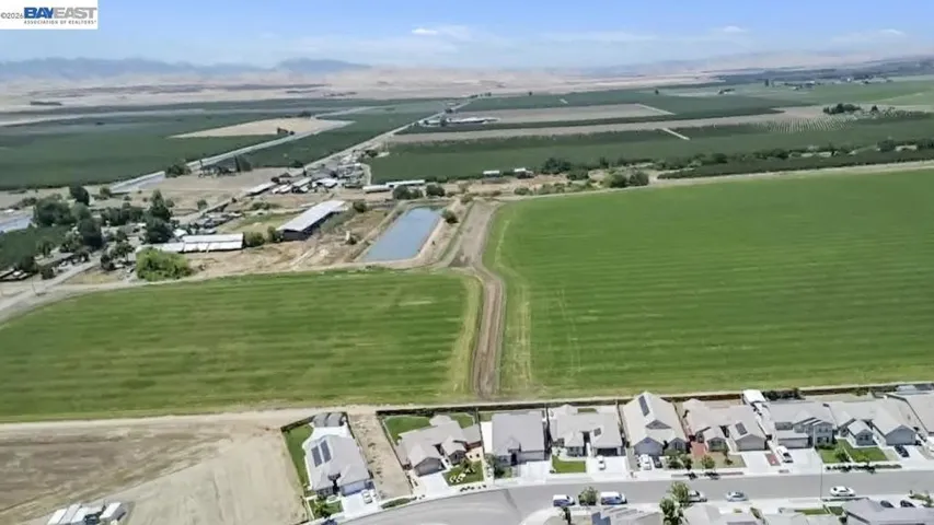 1893 Summit Dr, Los Banos, California 93635