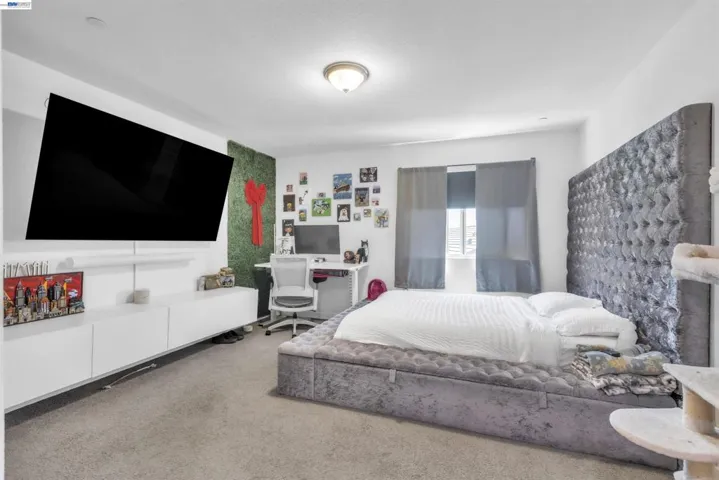 1893 Summit Dr, Los Banos, California 93635