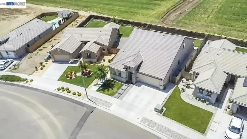 1893 Summit Dr, Los Banos, California 93635