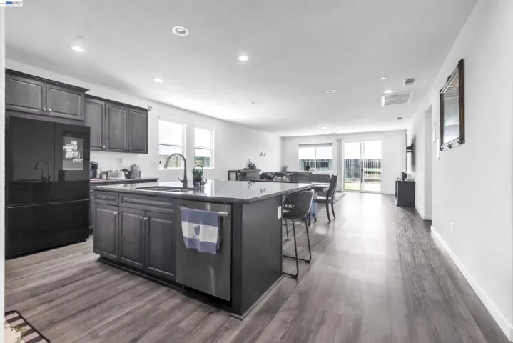 1893 Summit Dr, Los Banos, California 93635